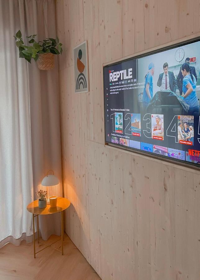 Noda - Nordic Design Apartment With Terrace Liptovský Mikuláš Esterno foto